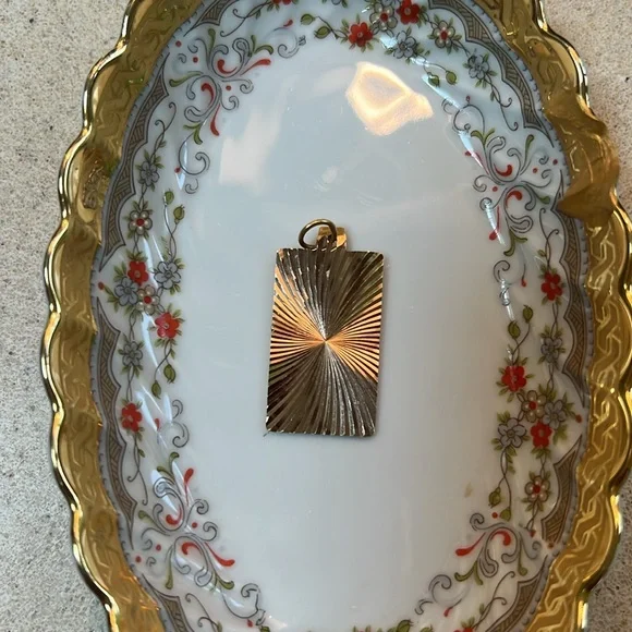 18 carats gold Mashallah pendant - Picture 5 of 5